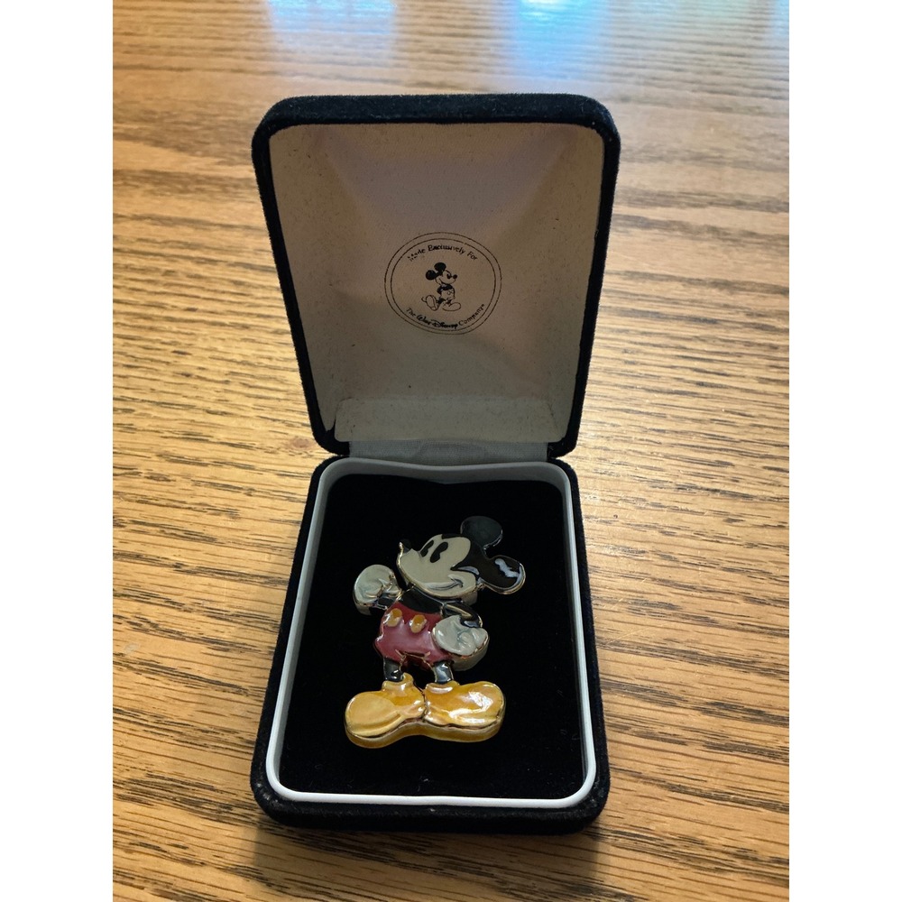 Disney Mickey Mouse Enamel Pin Brooch made exclusively for the Walt Disney co